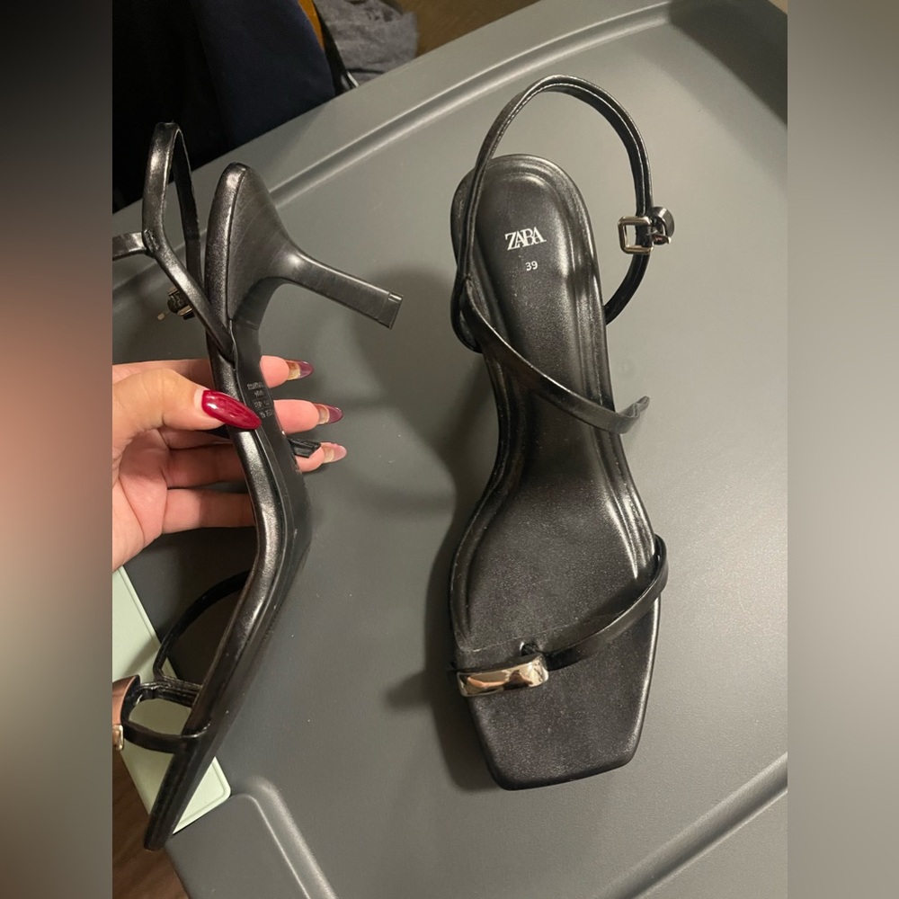 Never worn ZARA heels